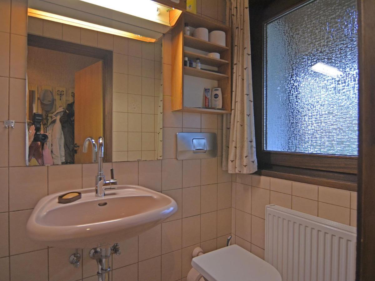 Furnished Bungalow With Peaceful Neighbourhood Meschede Kültér fotó