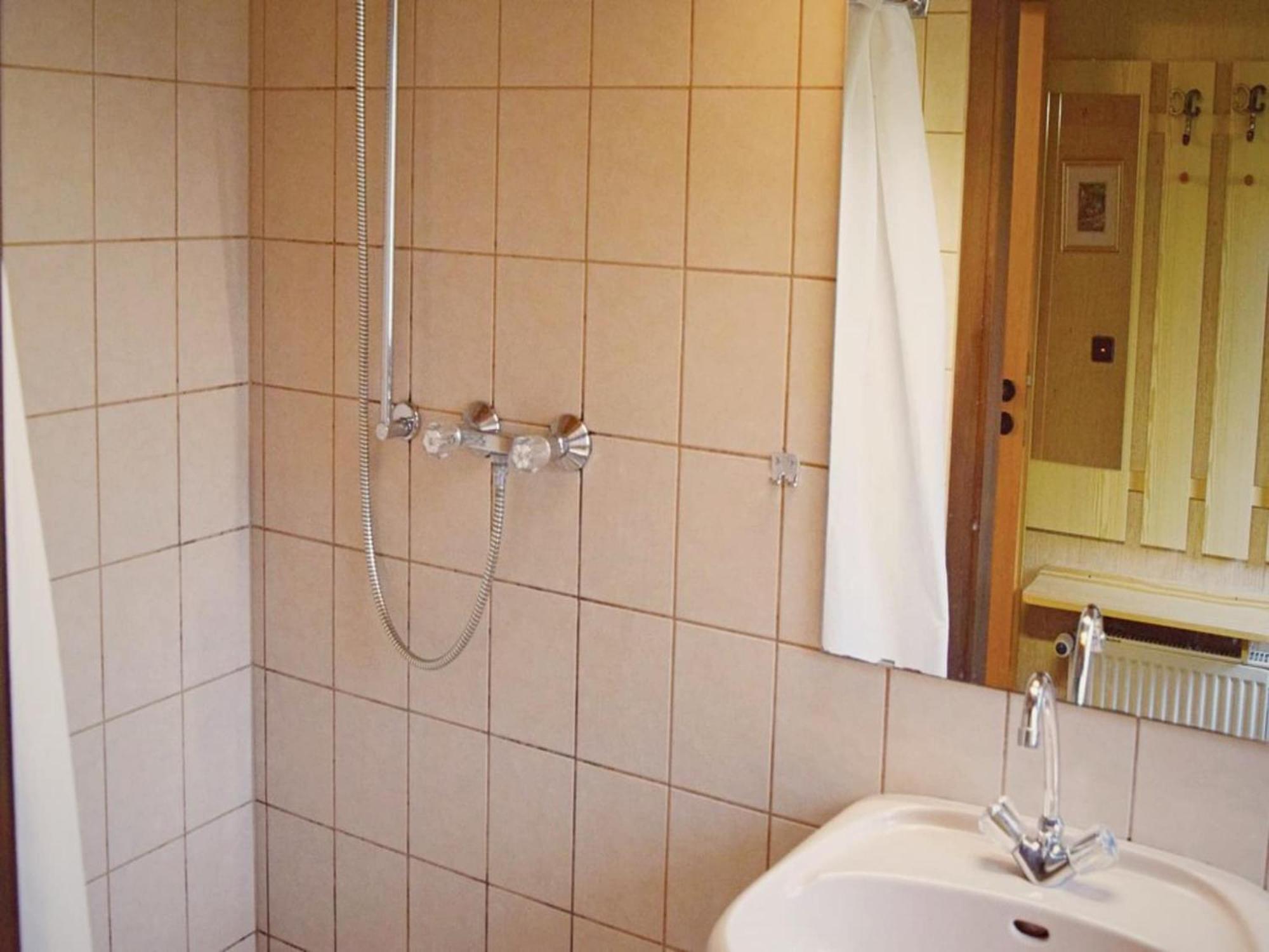 Furnished Bungalow With Peaceful Neighbourhood Meschede Kültér fotó
