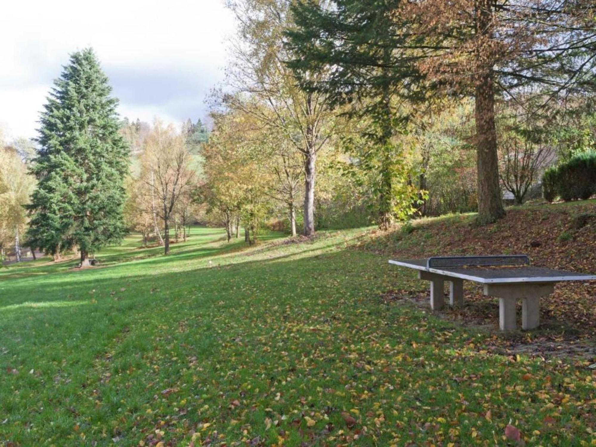 Furnished Bungalow With Peaceful Neighbourhood Meschede Kültér fotó